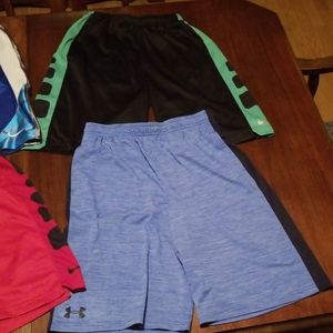 🛍Nike and under Armour boys shorts lot